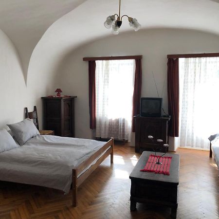 Apartman Becsi Utca Σόπρον Εξωτερικό φωτογραφία