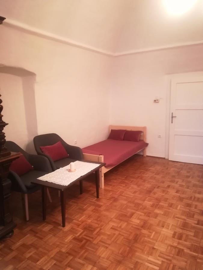 Apartman Becsi Utca Σόπρον Εξωτερικό φωτογραφία